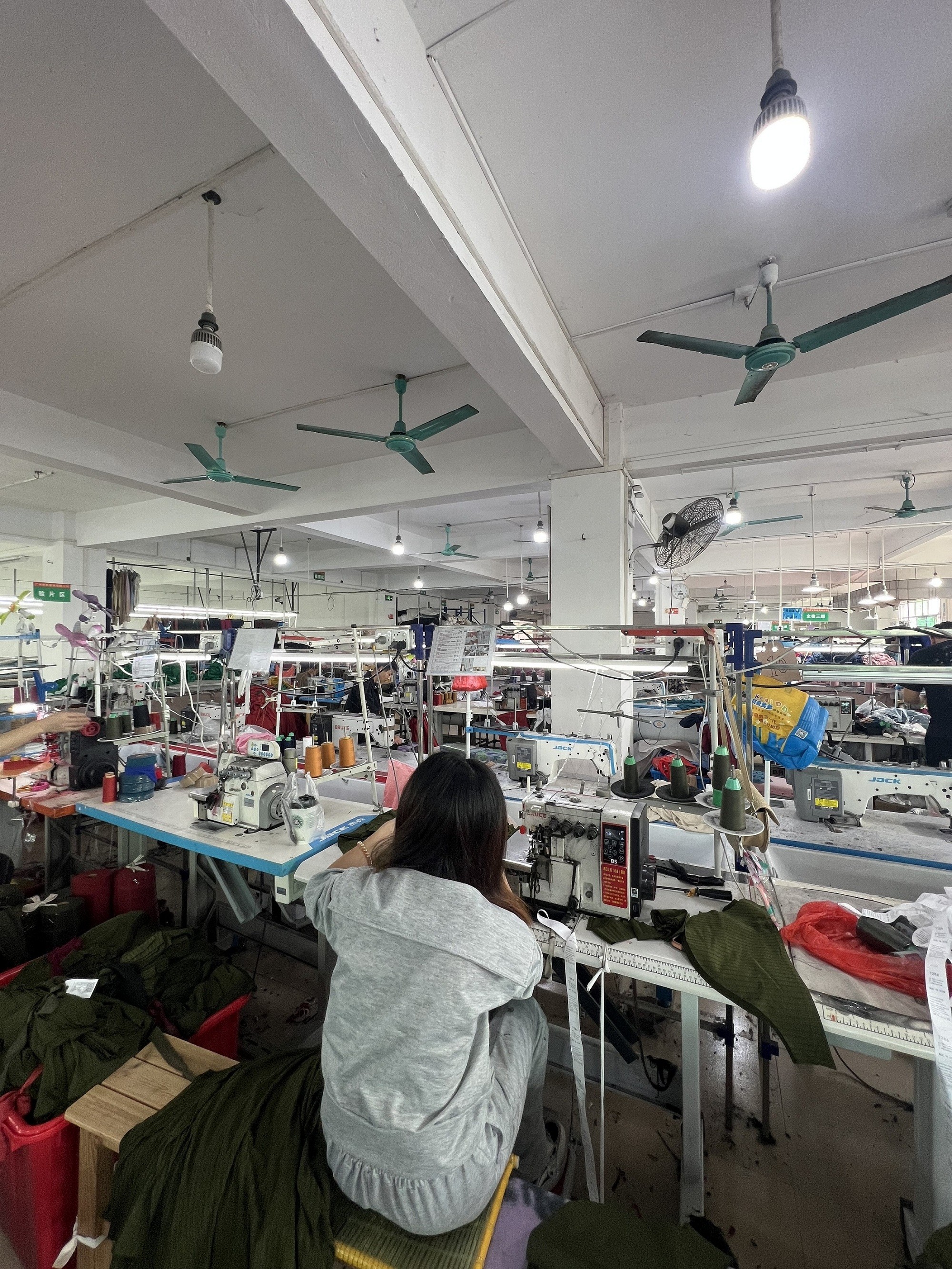 Çin Guangzhou Vinas clothing technology Co., LTD şirket Profili
