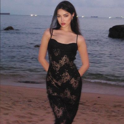 Yaz Seksi Çıplak Elbise Karşı Koyamadığım Kamisol Uzun Eteğin İçinden Gör