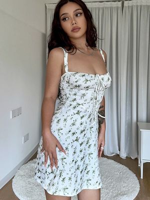 Küçük Çiçekli Seksi Slip Elbise Halter Slim Fit Etek Çizgi Boyun Eteği