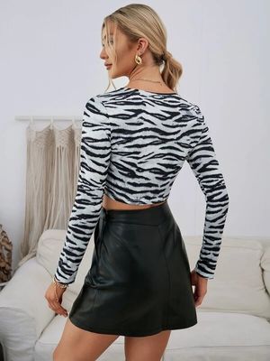 Hepsi Eşleşen Dekal Tişört V Boynuz Çekme Bağı Kısa Kadınlar Zebra Baskı Uzun Kollu Tişört