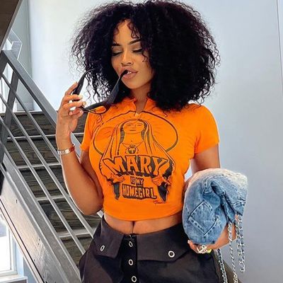 Seksi Monogram Baskı Kısa Kollu Seksi Slim Fit Tişörtler Midriff Hipster Tee