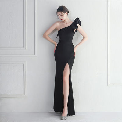 Tek Omuzlu Slim Fit Resmi Elbise Renkli Kenar Kapak Hip Moda Seksi Slit Elbise