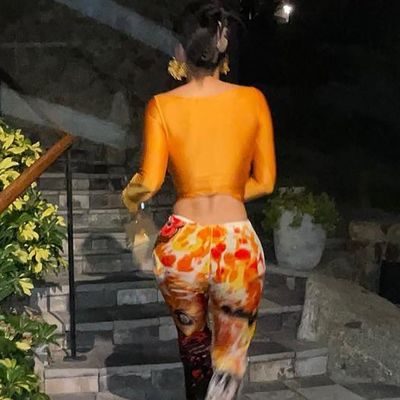 Rahat Slim Fit V Boynuzlu Tişört Seksi Şal Yumruklu Seksi İnce Tişört Sıkı Uzun Kollu