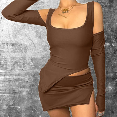 Kadınlar Eğlence Seyahatleri Seksi Spor Giysileri U Boynuz Slim Kırık Kısa Eteği Ve Üstü