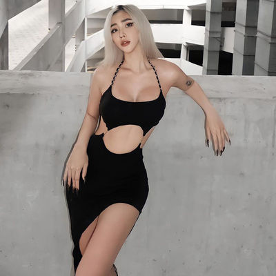 Slit Halter Neck elbise Şık Seksi Sırtsız Kesilmiş Halter Elbise Slim