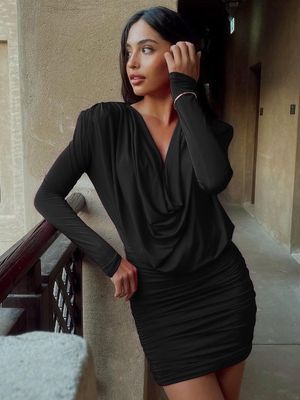 Özel Paket Kalça Elbise Kırışık Temperament Seksi Moda Çantası Kalça Uzun Kollu Eteği Elbise