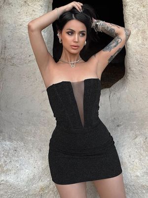 Moda Paketi Kalça Elbise Mercerize Göğüs Boşaltılmış Zayıf Çanta Kalça Seksi Gece Kulübü Elbise