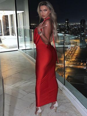 XL Boyut Moda Kadınlar Elbise Temperament Seksi V Boynuz Halter İnce Kolsuz Elbise