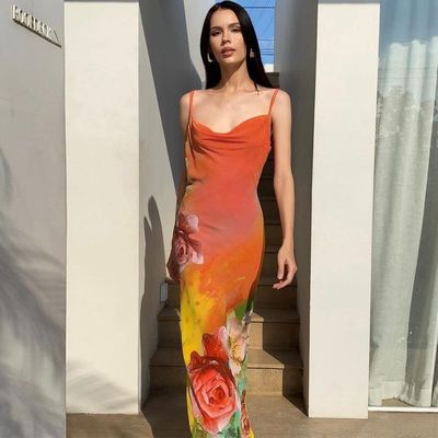 Özel kadınların yeni moda seksi sırtsız baskı halter elbise