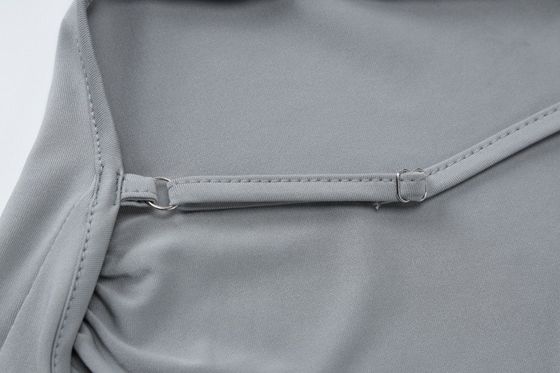 Yazın yeni moda seksi sırtsız ince bölünmüş halterli elbise
