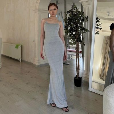 Kadın Yaz Yeni Seksi Tek Satırlı Yaka Kelebek Yanma Şablonu Bel Gelişimi Halter Elbise