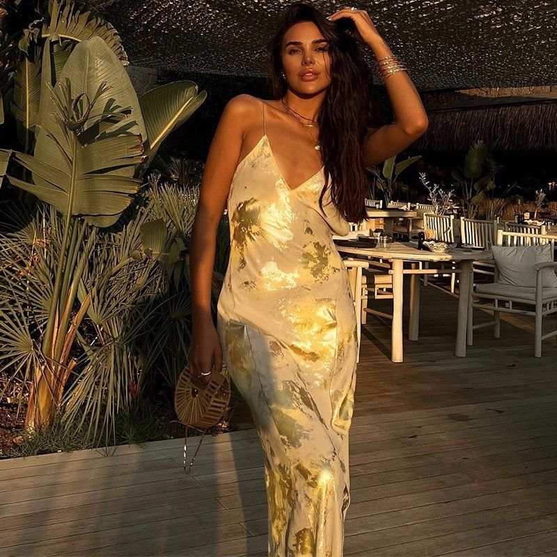 XL Boyutlu Seksi Slip Elbise Moda Seksi Sırtsız Sıcak Altın Slip Elbise