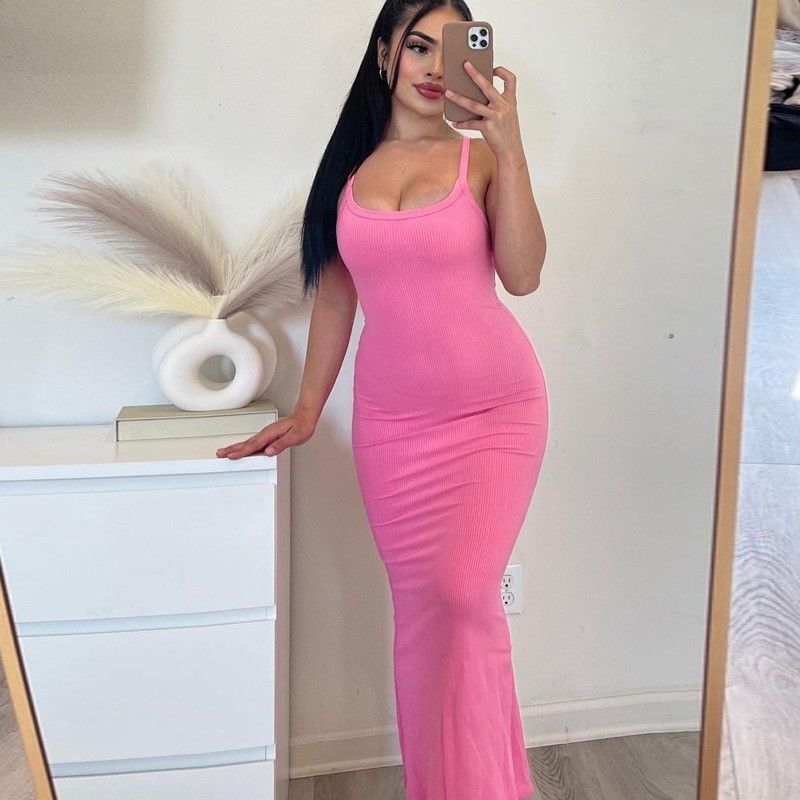 İlkbahar Yaz Yeni Moda Seksi Sırtlı Zayıf Katı Renkli Halter Elbise Herhangi Bir Renge Özel Olabilir